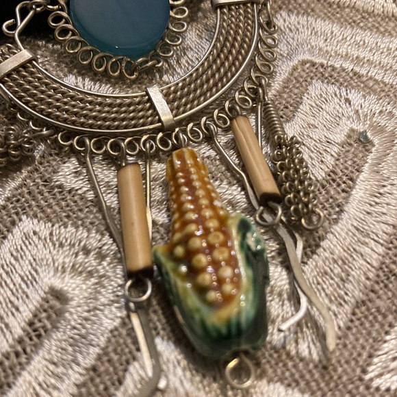 Wire Filgree Pin - Picture 3 of 3